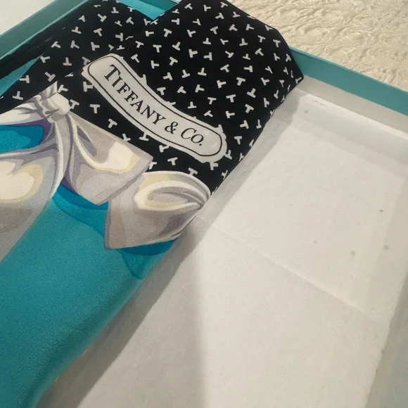 Tiffany Silk Scarf - Picture 2 of 6